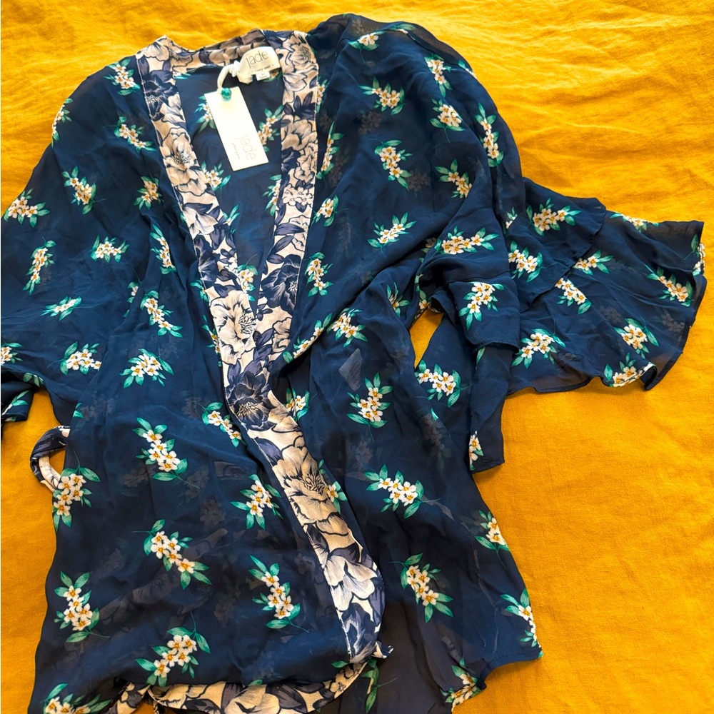 Johnny Was Women’s Floral Kimono shirt size M
